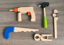 Lade das Bild in den Galerie-Viewer, Small foot Werkzeugkoffer aus Holz