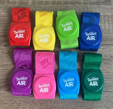 Lade das Bild in den Galerie-Viewer, Twister Air Spiel, AR Twister App Spiel, Hasbro