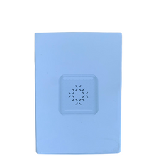 Lade das Bild in den Galerie-Viewer, Carlinkit 3.0 Mini Wireless CarPlay Adapter für werkseitig verkabelte CarPlay Autos, kompatibel mit Audi/Porsche/Volkswagen/Ford/Hyundai/Mercedes/KIA