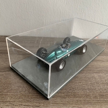 Lade das Bild in den Galerie-Viewer, Miniaturauto Auto aus der Kollektion, Spielzeug, Spark