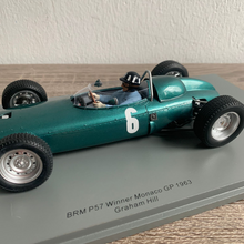 Lade das Bild in den Galerie-Viewer, Miniaturauto Auto aus der Kollektion, Spielzeug, Spark