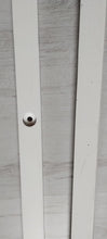 Lade das Bild in den Galerie-Viewer, Leiter, Umbra Leana Kleiderleiter,freistehende Handtuchleiter