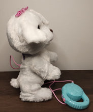 Lade das Bild in den Galerie-Viewer, Interaktiver Hund, Mein tanzendes Hündchen, FurReal Hasbro GoGo