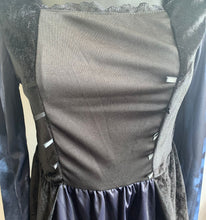 Lade das Bild in den Galerie-Viewer, Hexen Kostüm Zombie Kostüm Hexe Mit Kapuze Robe, L