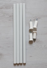 Lade das Bild in den Galerie-Viewer, Leiter, Umbra Leana Kleiderleiter,freistehende Handtuchleiter