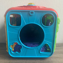 Lade das Bild in den Galerie-Viewer, Baby Entdeckerwürfel, interaktiver Spielwürfel mit Musik, VTech
