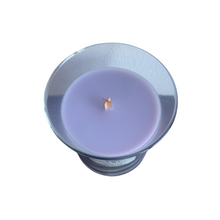 Lade das Bild in den Galerie-Viewer, WoodWick mittelgroße Duftkerze Kerze im Sanduhrglas,Lavender Spa
