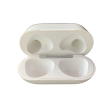 Lade das Bild in den Galerie-Viewer, Kopfhörer Apple AirPods (Modellnummer A2564)
