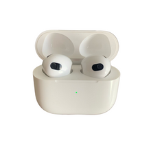 Lade das Bild in den Galerie-Viewer, Kopfhörer Apple AirPods (Modellnummer A2564)
