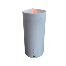 Lade das Bild in den Galerie-Viewer, Aroma Diffuser mit Flammen-Effekt, Stadler Form Lucy
