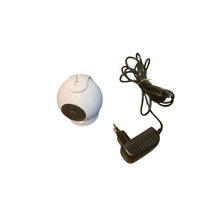 Lade das Bild in den Galerie-Viewer, Motorola Focus 89 Full HD Wi-Fi Innenraumkamera mit 360 Schwenken
