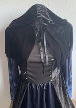 Lade das Bild in den Galerie-Viewer, Hexen Kostüm Zombie Kostüm Hexe Mit Kapuze Robe, L
